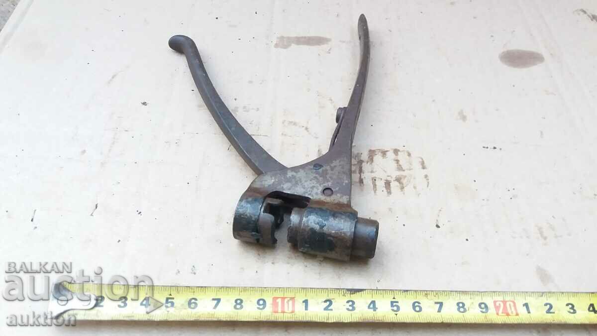 old sealing pliers - 5 old sealing pliers - 5