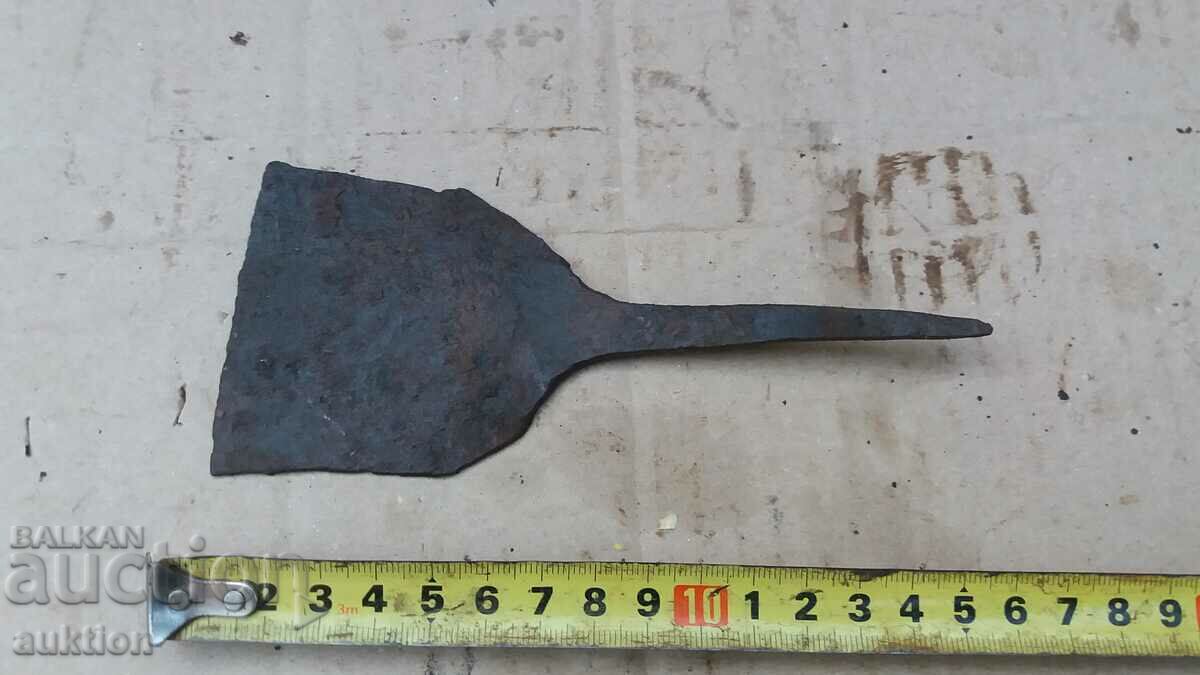 SMALL SCRATCH - WROUGHT IRON REVIVAL with price 2.99 BGN | € 1.53 SMALL SCRATCH - WROUGHT IRON REVIVAL with price 2.99 BGN | € 1.53