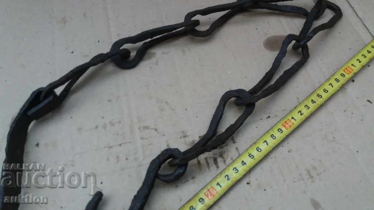 Delivery of FORGED RENAISSANCE CHAIN FOR FIREPLACE - VERUGA Delivery of FORGED RENAISSANCE CHAIN FOR FIREPLACE - VERUGA
