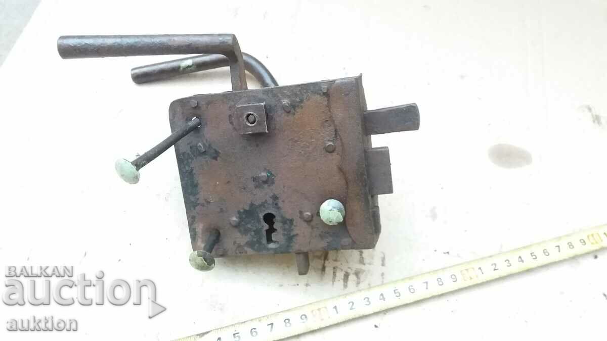 FORGED OLD GATE LOCK with price 12.99 BGN | € 6.64 FORGED OLD GATE LOCK with price 12.99 BGN | € 6.64