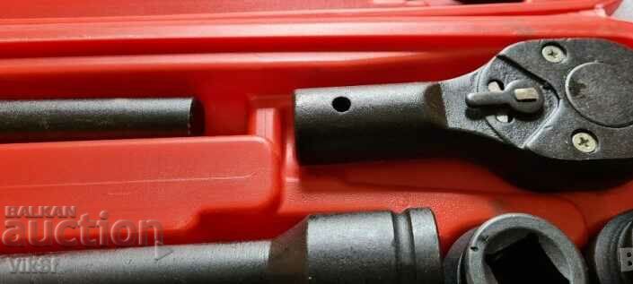 Delivery of Gedore for trucks on 3/4 26 parts 21-65 mm Delivery of Gedore for trucks on 3/4 26 parts 21-65 mm