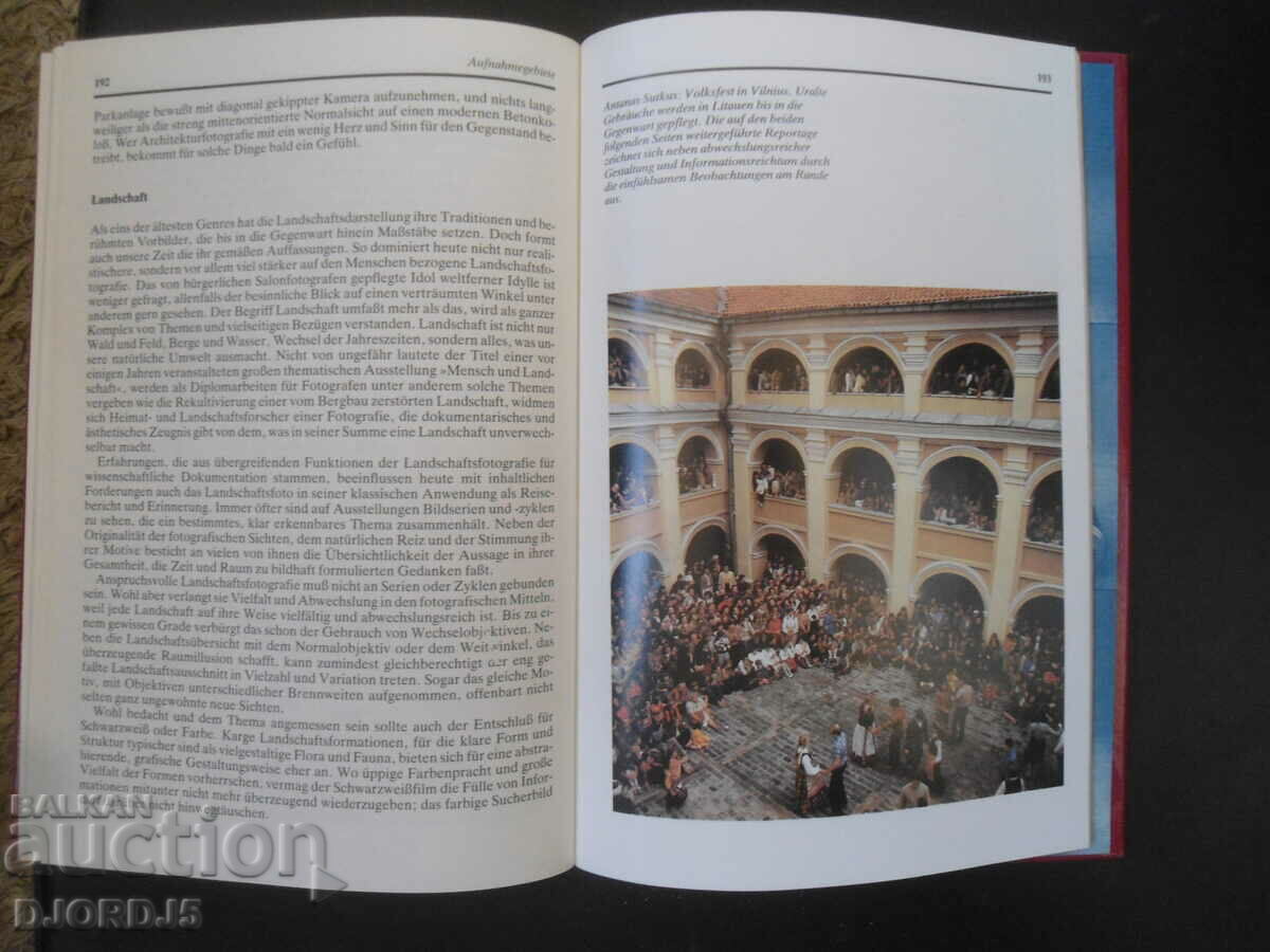 Delivery of PENTACON SIX, Ursula Petsch Delivery of PENTACON SIX, Ursula Petsch