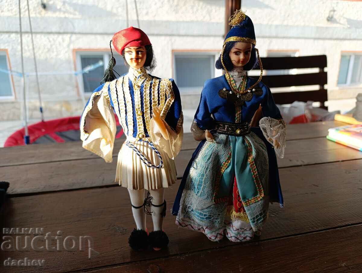 old large dolls in folk costumes - TOP CONDITION! - 7
