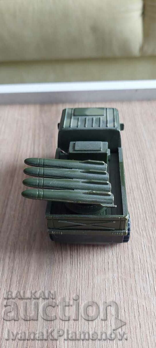 Delivery of A toy for collectors Delivery of A toy for collectors