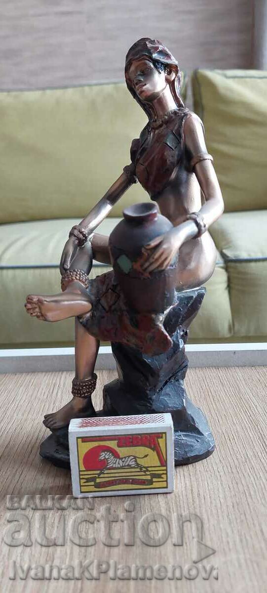 Interior figure - 7 Interior figure - 7