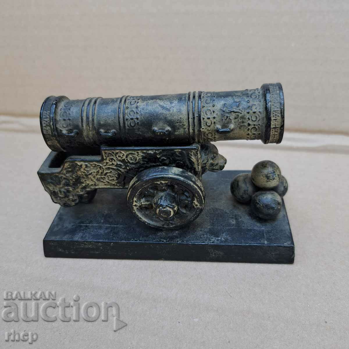 Tsar Rifle cannon Soviet figure die-cast USSR