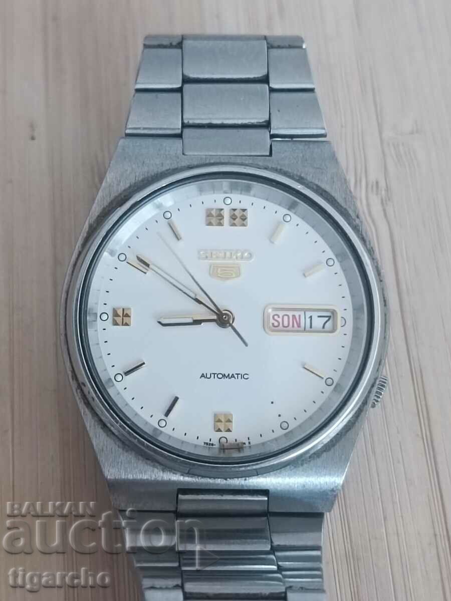 Доставка на Часовник Seiko 5 Доставка на Часовник Seiko 5