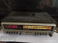 Casetofon vintage telefunken cr600 cu radio și ceas cu curea