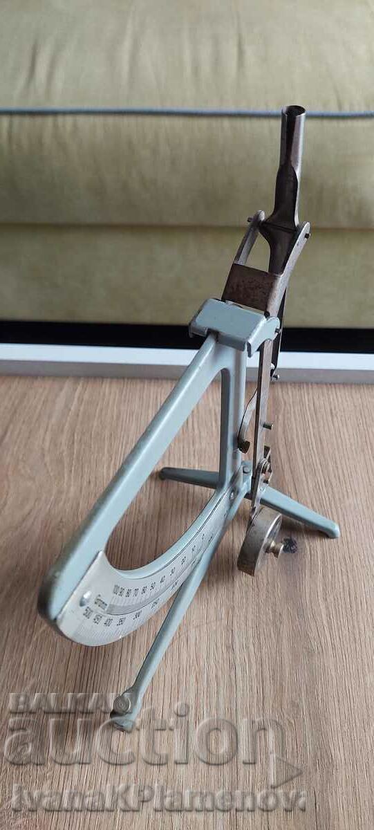 Postal scale - 5 Postal scale - 5