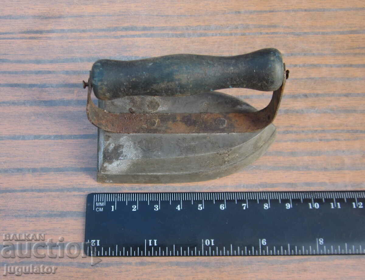 Kingdom of Bulgaria old small tourist iron - 5 Kingdom of Bulgaria old small tourist iron - 5