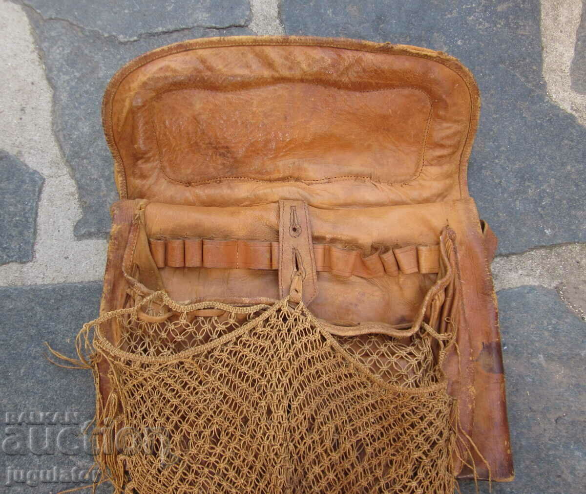 1895 hunting leather backpack with cartridge case for rifle with price 240.00 BGN | € 122.71 1895 hunting leather backpack with cartridge case for rifle with price 240.00 BGN | € 122.71