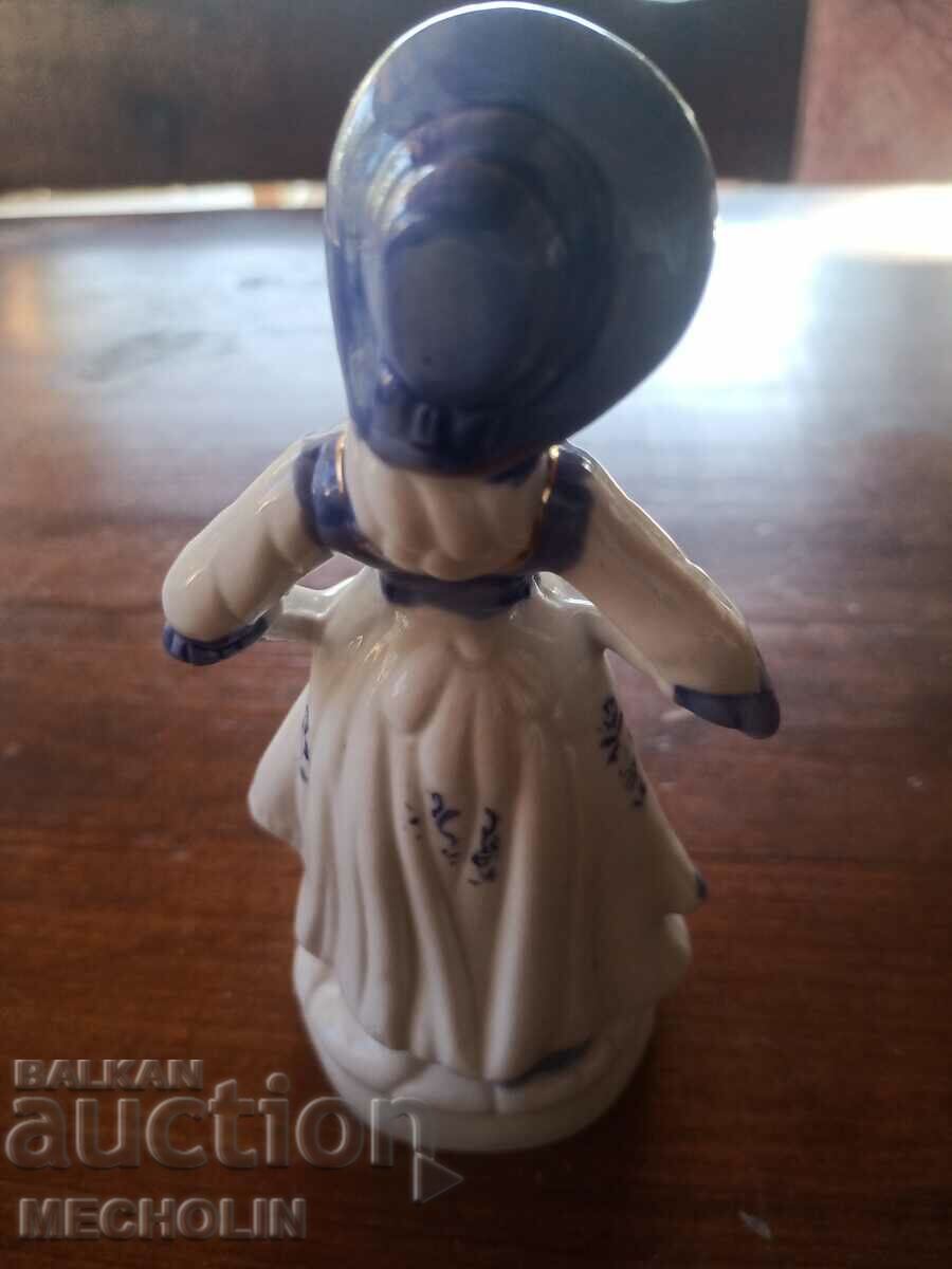 COLLECTIBLE old porcelain figurine 2 - 5 COLLECTIBLE old porcelain figurine 2 - 5