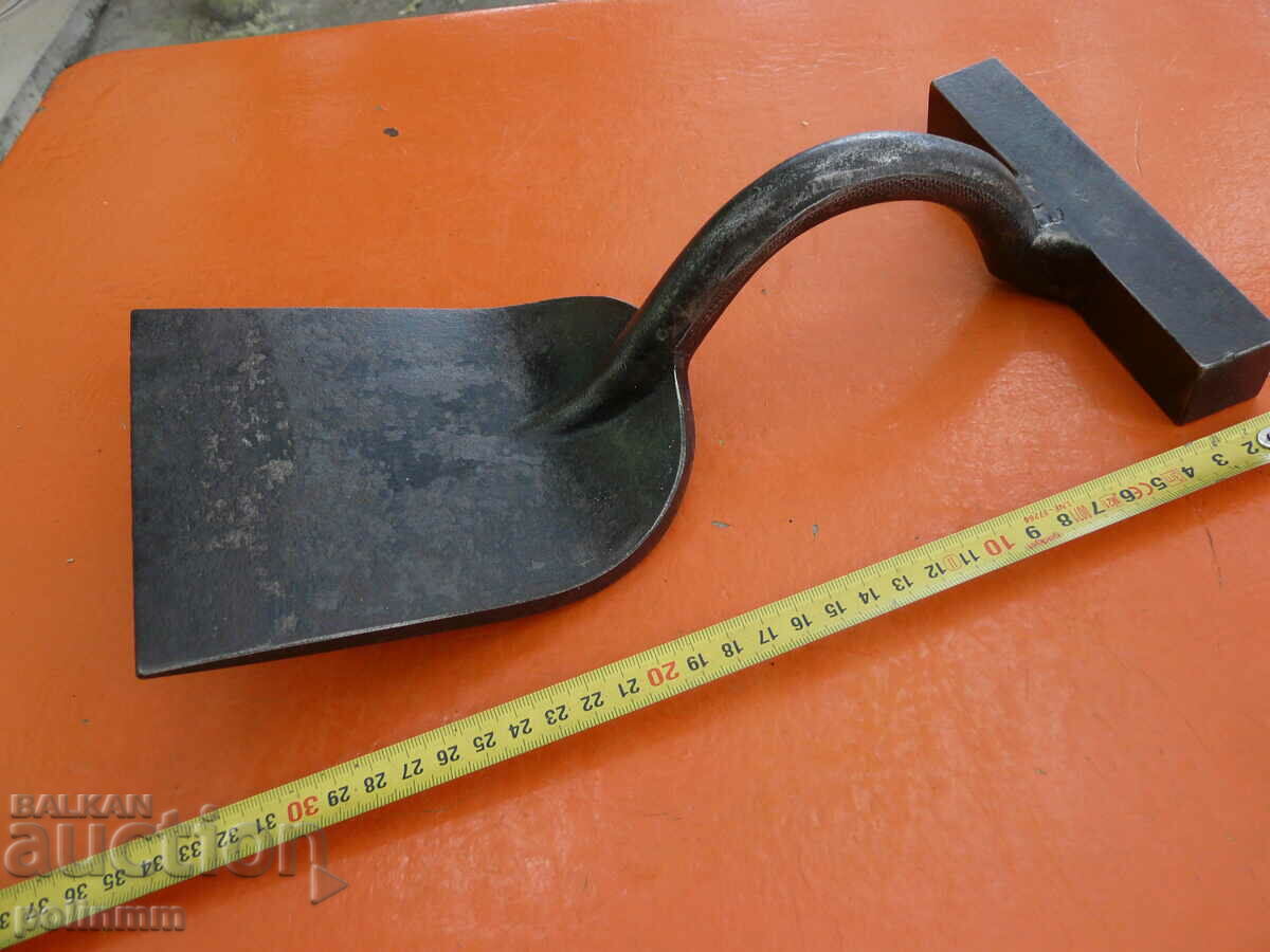 Old Solid Tin Bar - 303 with price 200.00 BGN | € 102.26 Old Solid Tin Bar - 303 with price 200.00 BGN | € 102.26