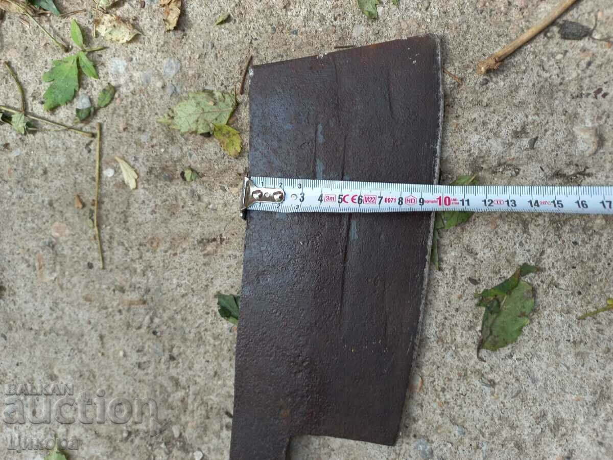 Auction LARGE OLD SATURN HAND FORGED Auction LARGE OLD SATURN HAND FORGED