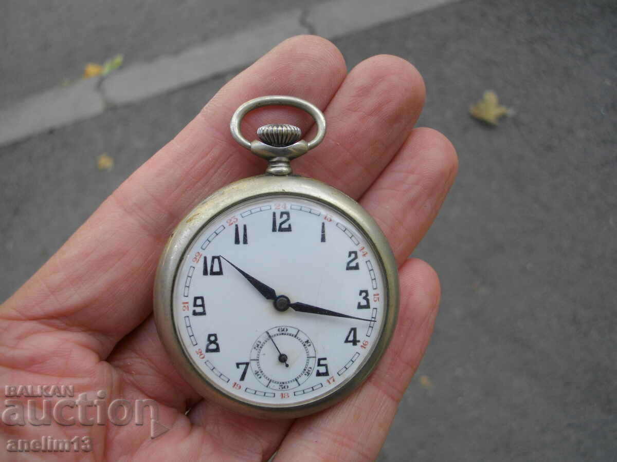 Licitație CEAS DE BUZUUNAR VECHI DE COLECȚIE