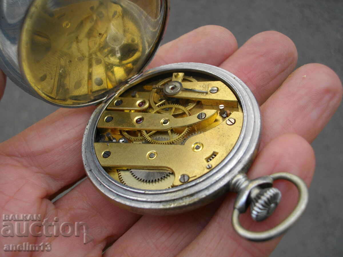 COLLECTIBLE OLD POCKET WATCH - 6 COLLECTIBLE OLD POCKET WATCH - 6