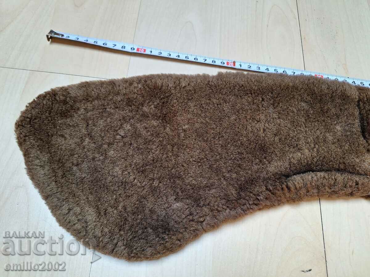 Military leather coat collar with price 9.00 BGN | € 4.60 Military leather coat collar with price 9.00 BGN | € 4.60