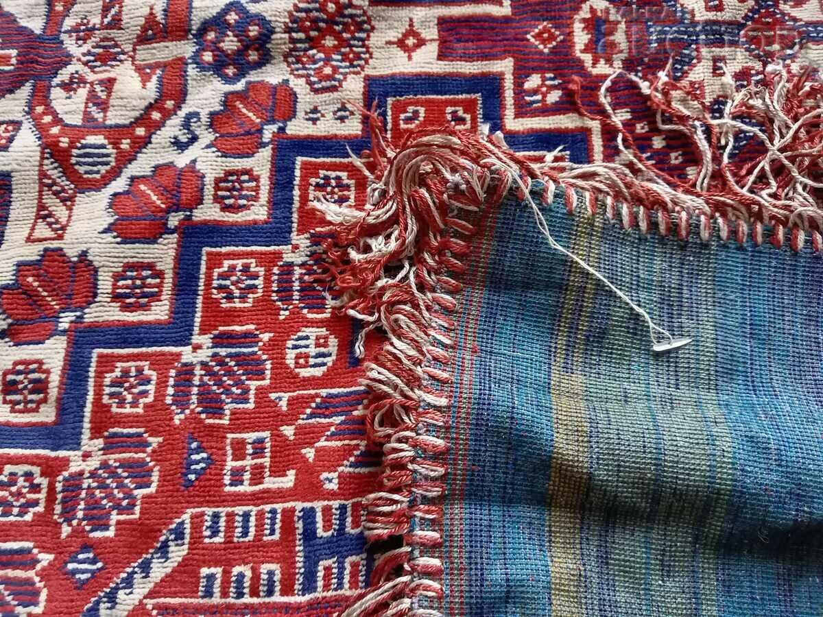 retro vintage RUG RUG WALL with fringe pattern - 7 retro vintage RUG RUG WALL with fringe pattern - 7