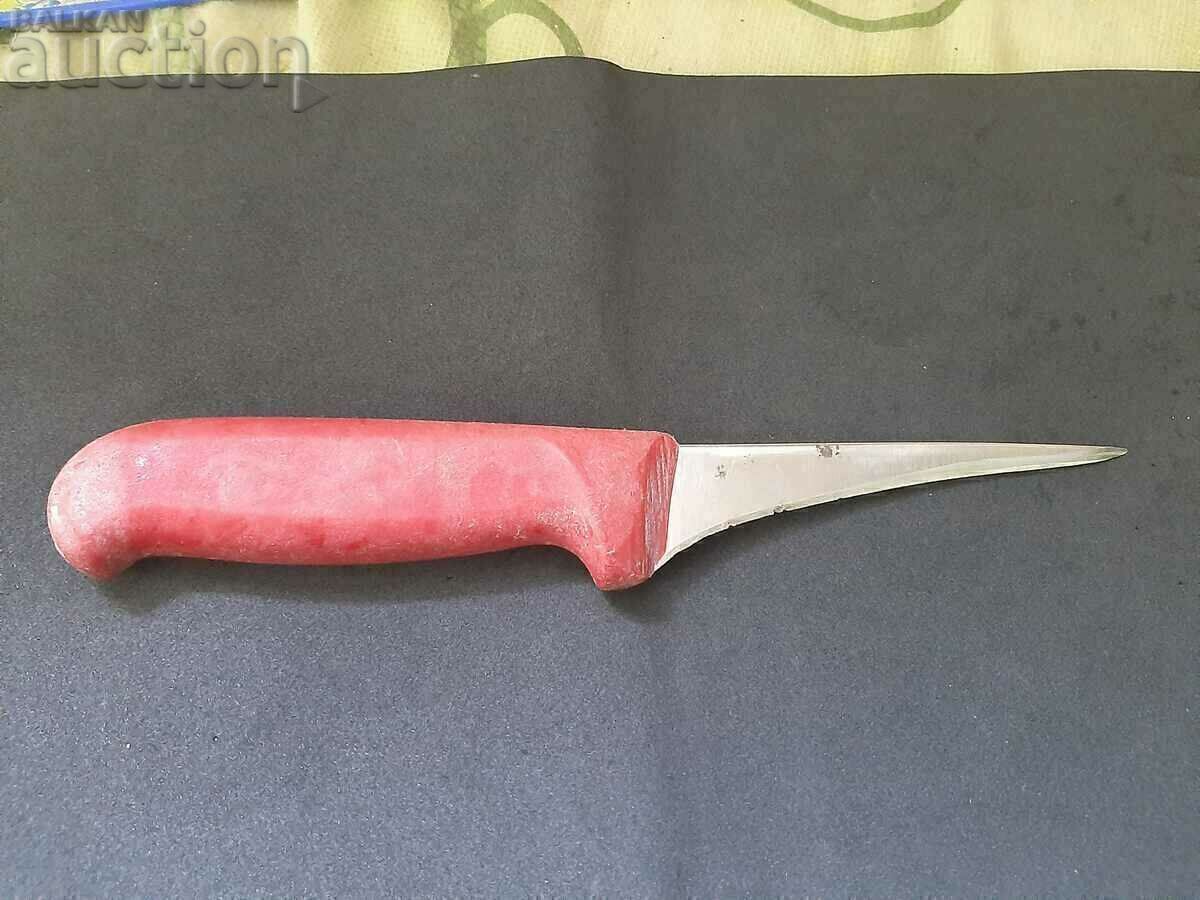 Παράδοση Μεταχειρισμένο μαχαίρι κουζίνας VICTORINOX Παράδοση Μεταχειρισμένο μαχαίρι κουζίνας VICTORINOX