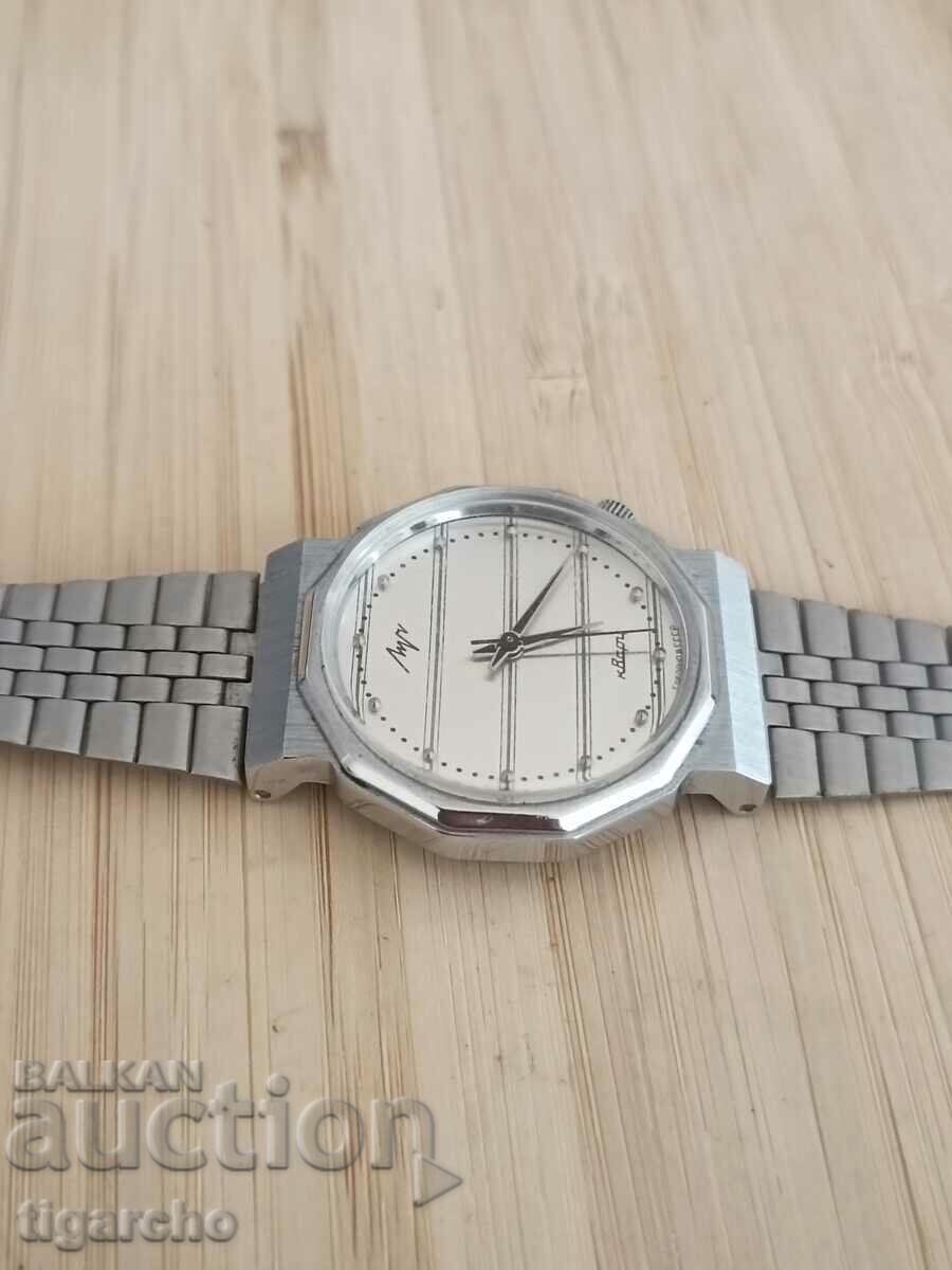 Watch Luch quartz - 5 Watch Luch quartz - 5