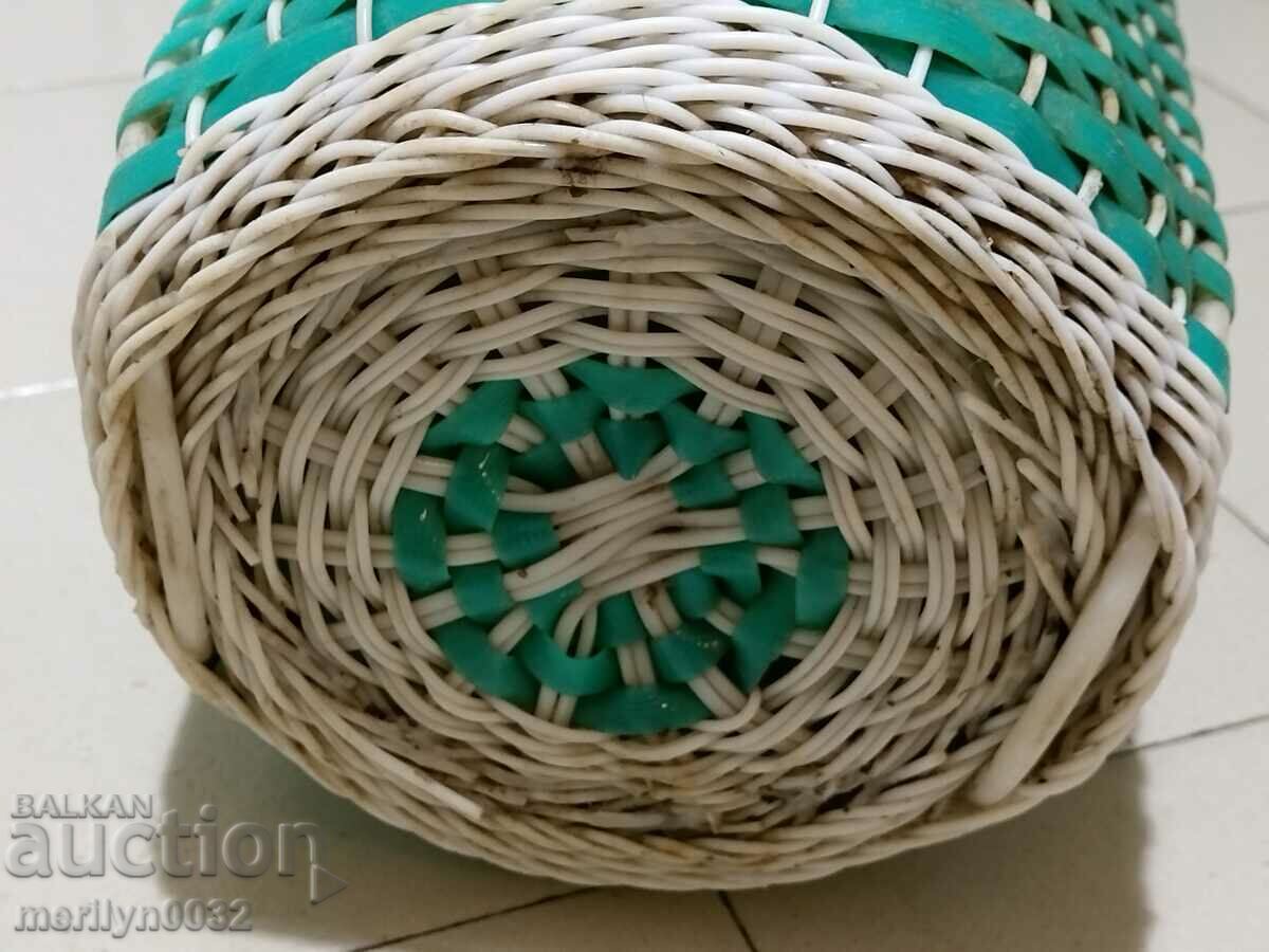 Старинен стъклен буркан за трушия с оплетка - 6 Старинен стъклен буркан за трушия с оплетка - 6