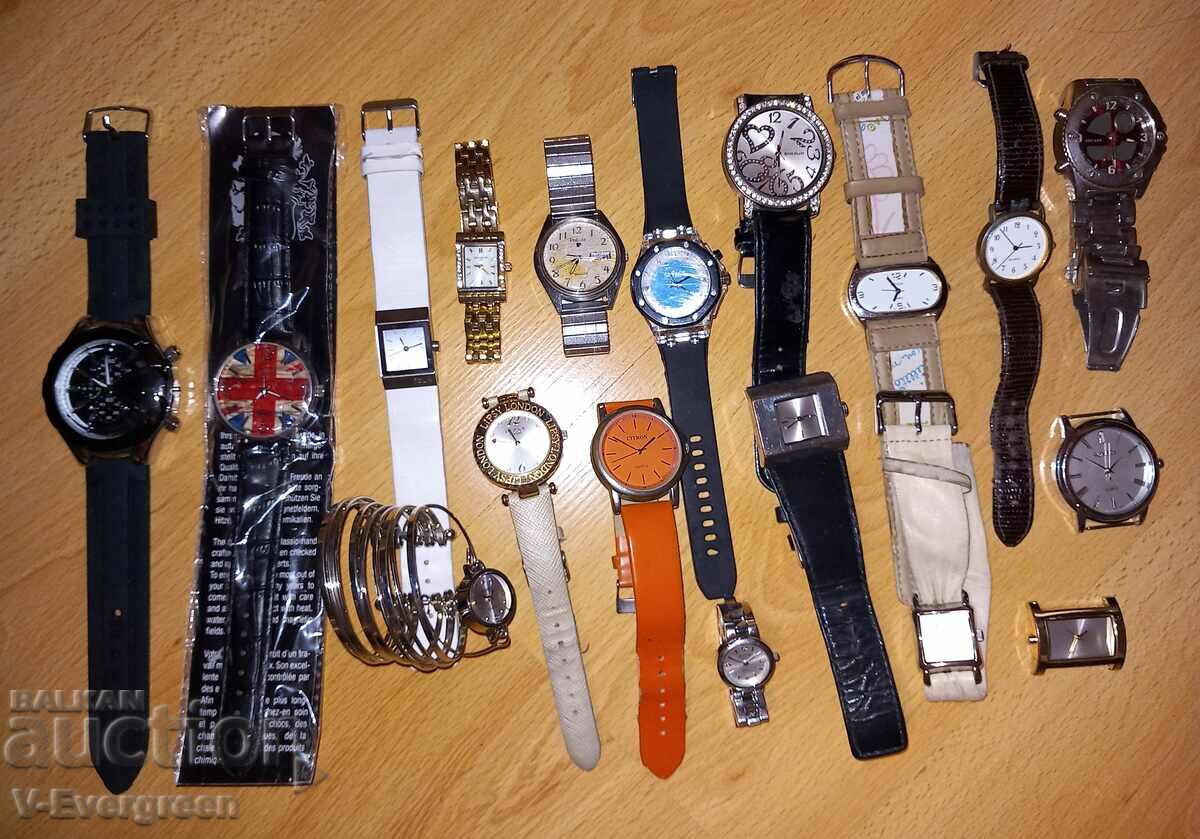 Lot of wristwatches