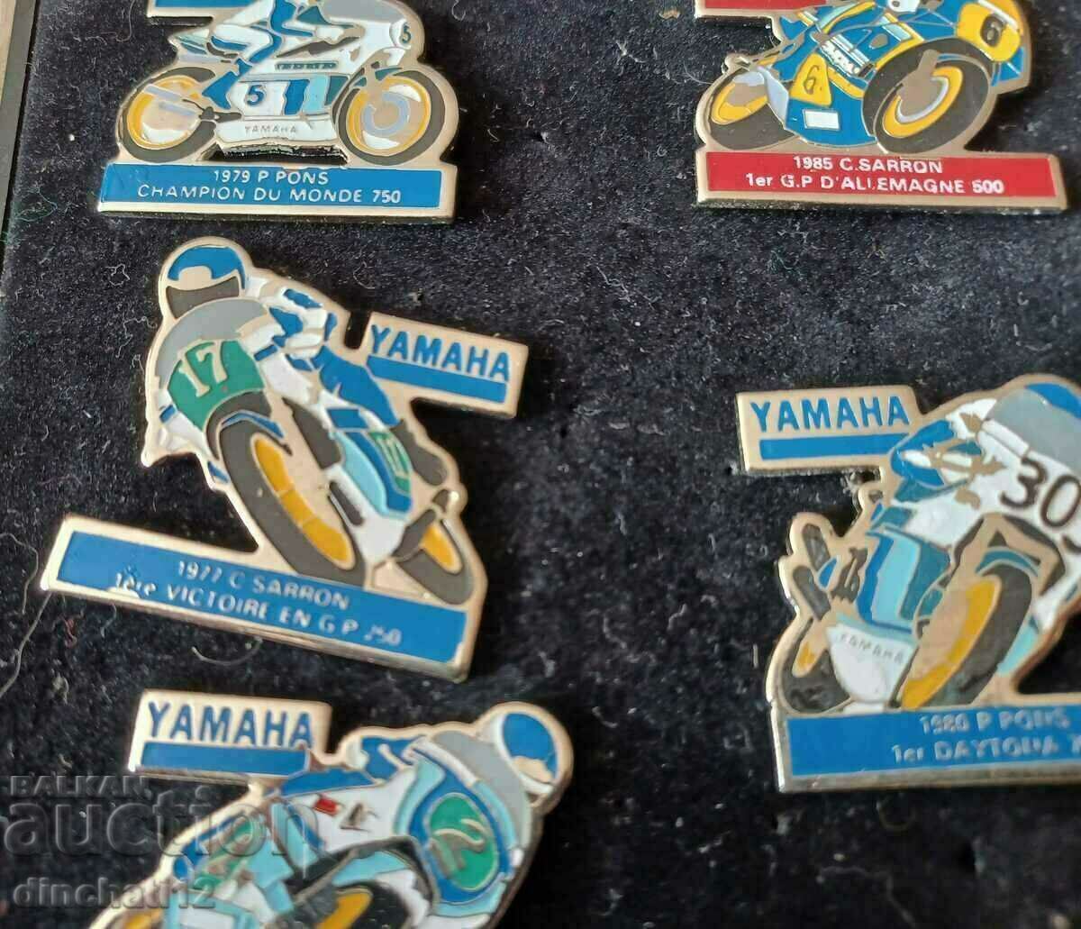 Delivery of Lot of 5 badges. Yamaha Motors motor. Auto Moto