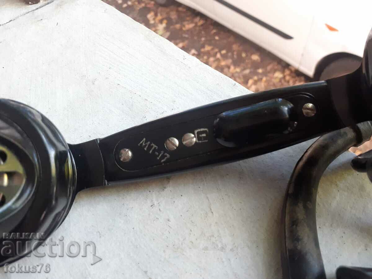 Παράδοση Παλιό ακουστικό βακελίτη με καλώδιο Παράδοση Παλιό ακουστικό βακελίτη με καλώδιο