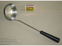 Cooking ladle 31 cm with round plastic. handle, preserved