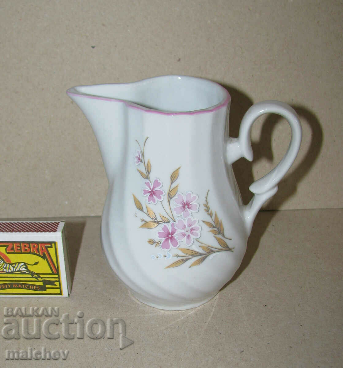 Latiera porcelain jug, Bulgarian porcelain, 1980s