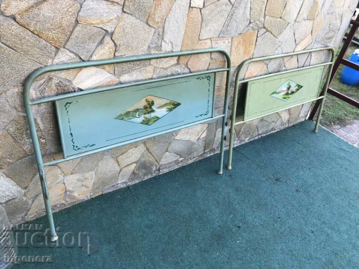Delivery of BOARDS METAL PAINTED FOR SINGLE BED RETRO Delivery of BOARDS METAL PAINTED FOR SINGLE BED RETRO