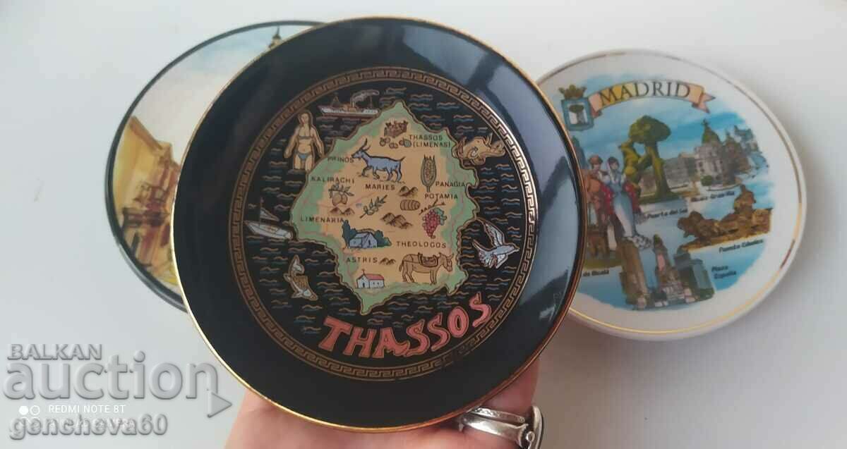 Auction Collectible Porcelain Wall Plates Madrid, Toledo, Thassos Auction Collectible Porcelain Wall Plates Madrid, Toledo, Thassos
