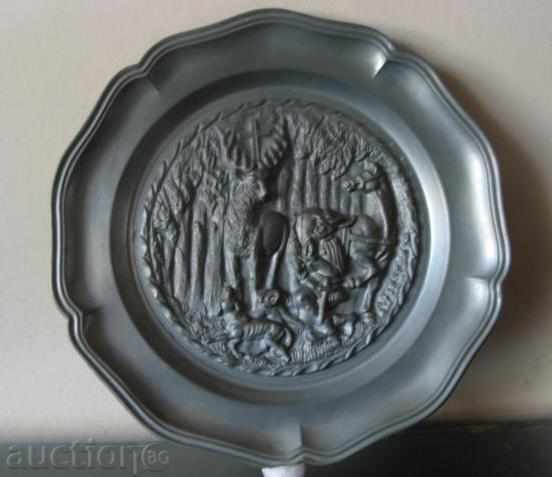 Plate, pewter, decorative, DEER 190 mm