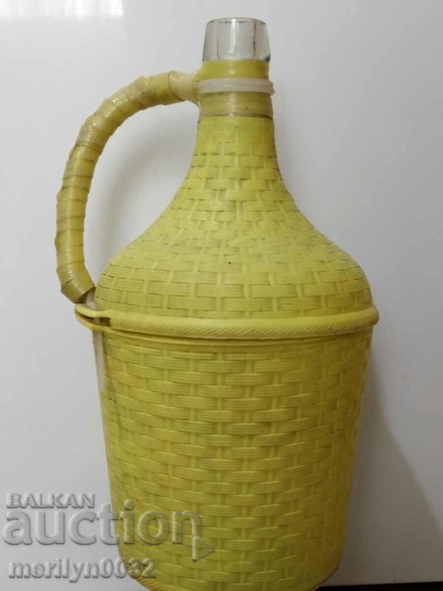 Damajana veche cu impletitura, sticla mare, pahar - 6 Damajana veche cu impletitura, sticla mare, pahar - 6