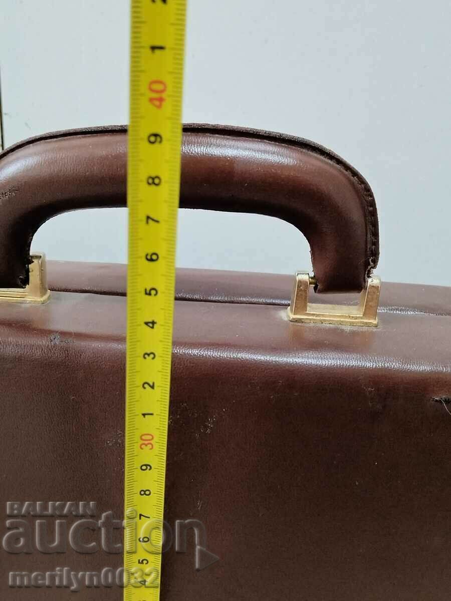 Δημοπρασία Βραβευμένος χαρτοφύλακας της DKMS activist limited series 80s