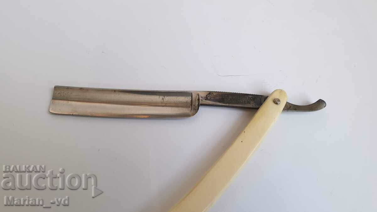 Razor Gust. & Wilh. Stock Solingen - 6 Razor Gust. & Wilh. Stock Solingen - 6