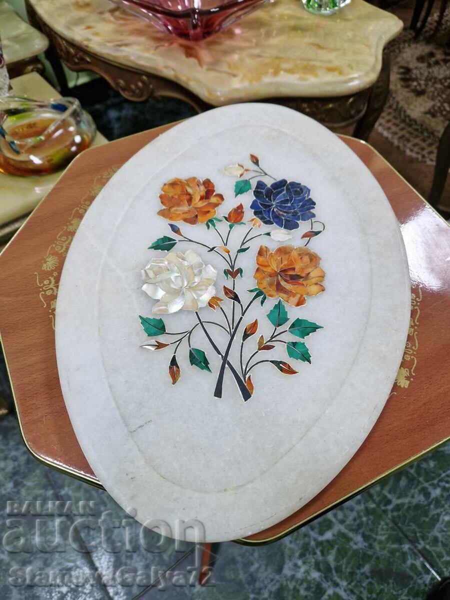 Indian marble plate with mother-of-pearl inlay