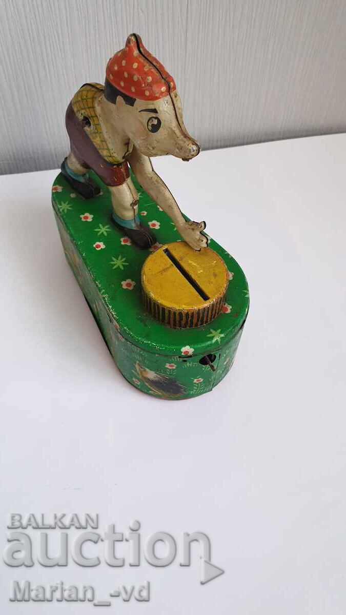 Old metal piggy bank - 5 Old metal piggy bank - 5