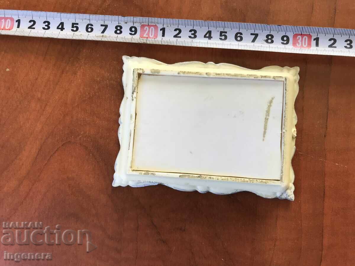 Auction ICON Auction ICON