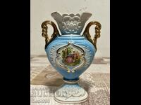 Very beautiful marked Italian porcelain vase