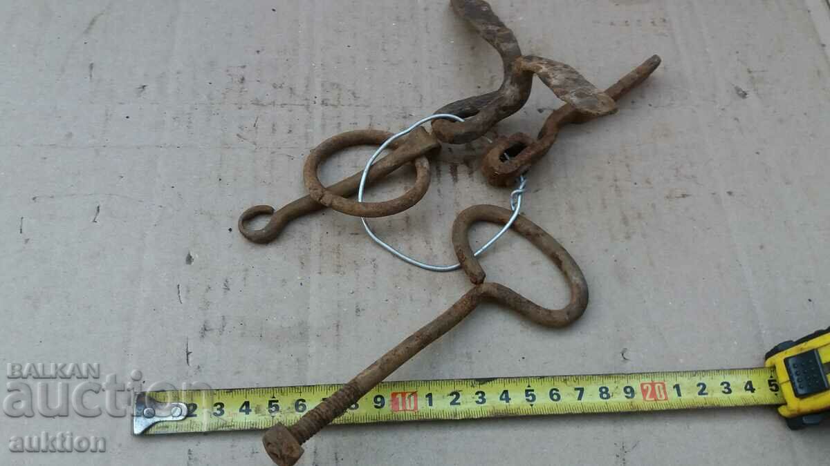 OLD WROUGHT IRON - 5 OLD WROUGHT IRON - 5