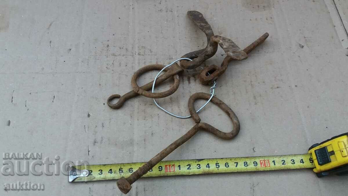 OLD WROUGHT IRON - 6 OLD WROUGHT IRON - 6