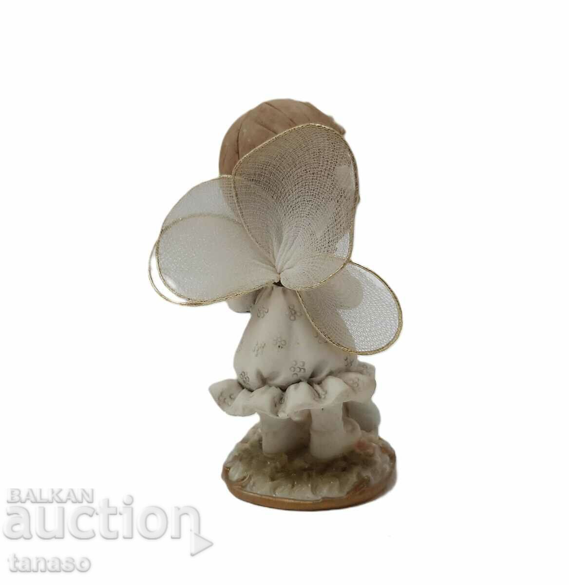 Аукцион Фигурка от алабастър, момиче(11.5)