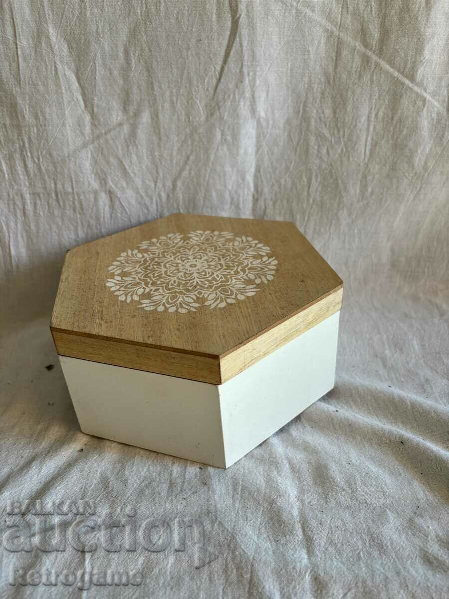 BZC retro wooden box