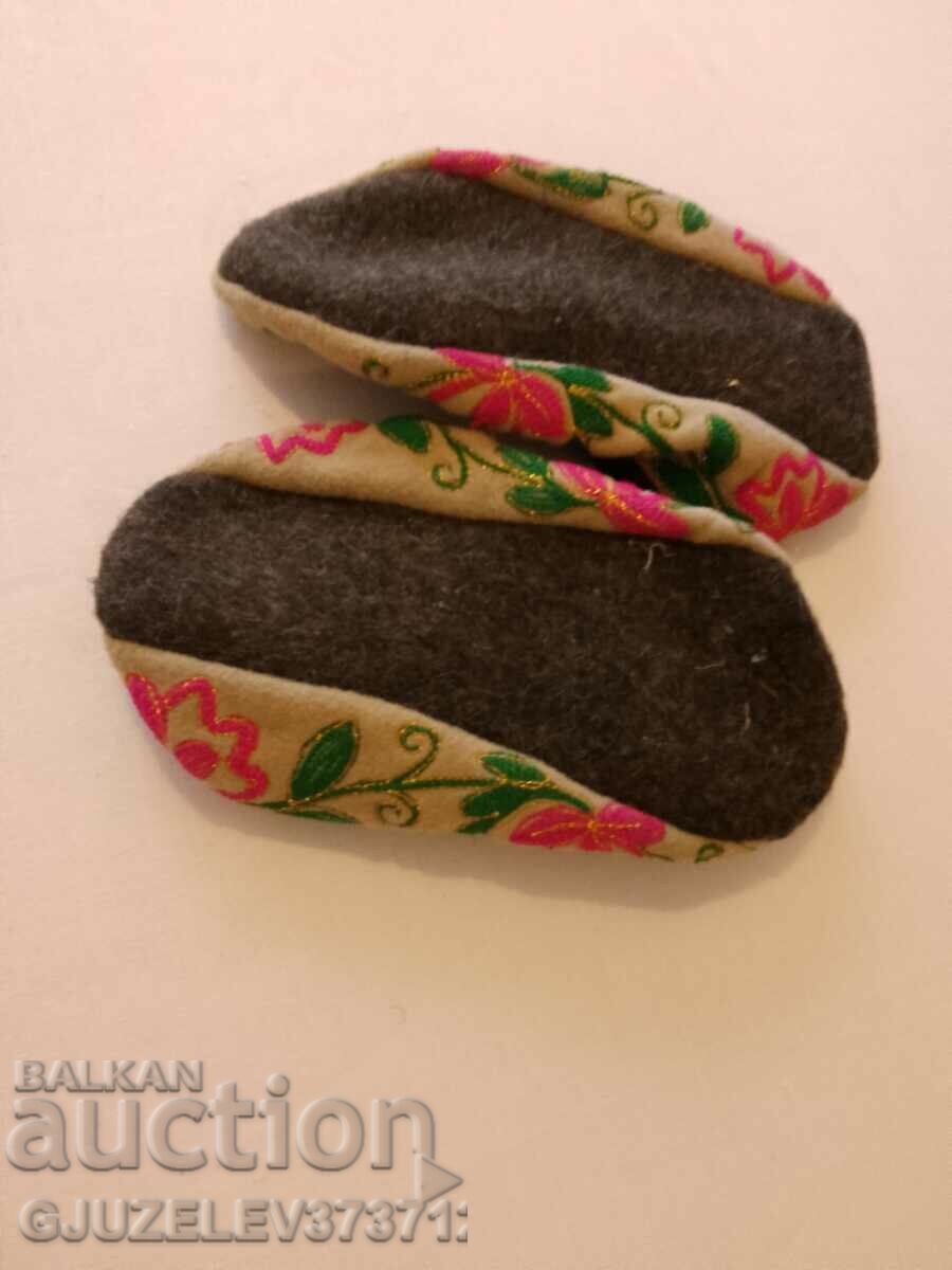 Auction Rhodope tiles 100% handmade. Suitable for a gift Auction Rhodope tiles 100% handmade. Suitable for a gift