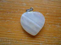 locket - heart - agate