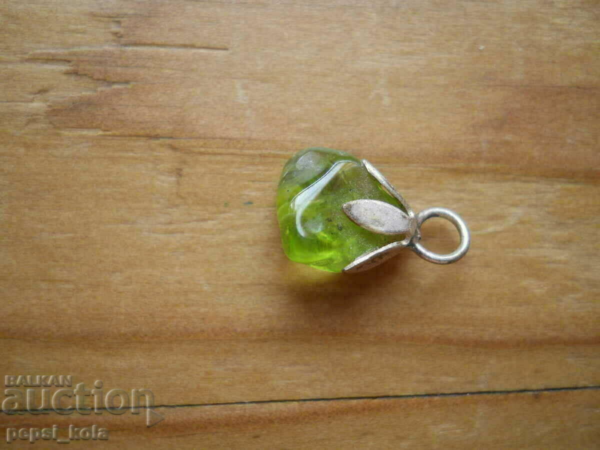 locket - pendant - chrysolite