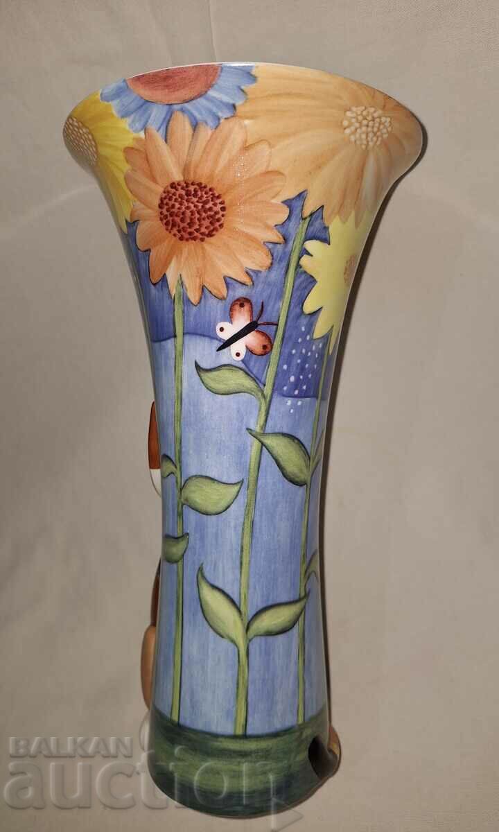 Auction  Porcelain vase--Goebel