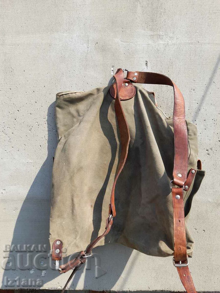 Livrarea Rucsac vechi din pânză Livrarea Rucsac vechi din pânză