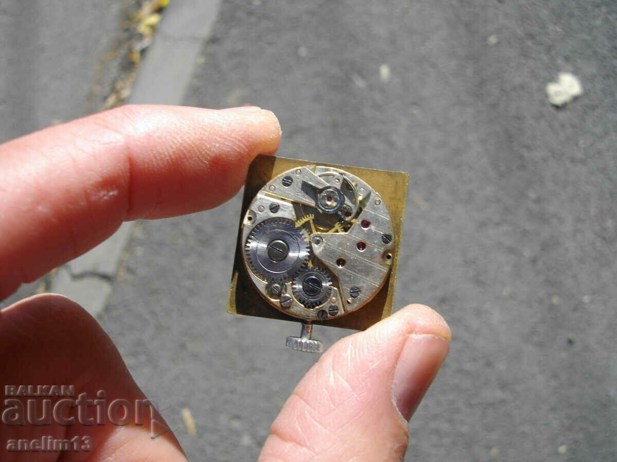 ART DECO COLLECTIBLE STEEL WATCH - 7